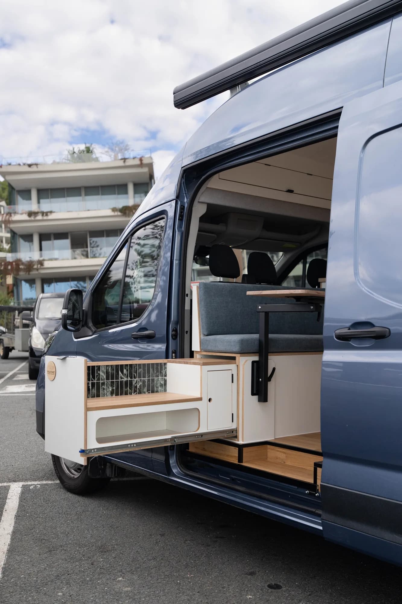 Ian & Jane’s LDV Deliver 9 High Roof